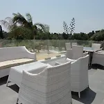 High View Gardens