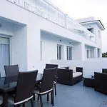High View Gardens Apart-hotel Mazotos