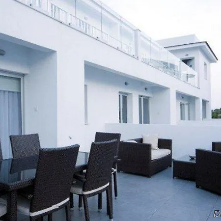 High View Gardens شقة فندقية شاطئ مازوتوس