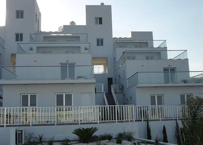 アパートホテル High View Gardens マゾトス