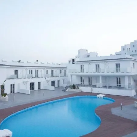 High View Gardens Aparthotel Mazotos