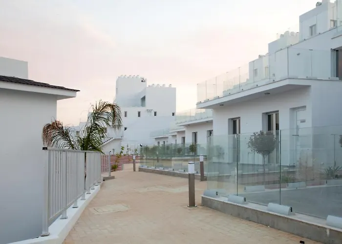 High View Gardens Aparthotel