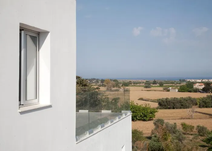 Aparthotel High View Gardens 4*